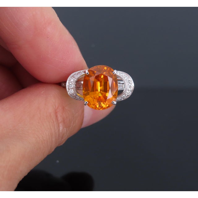 Late 20th Century 4.49ct Gia Vivid Orange Sapphire & 0.51ct Diamond Platinum Ring Size 6.5 8.1gr For Sale - Image 4 of 12