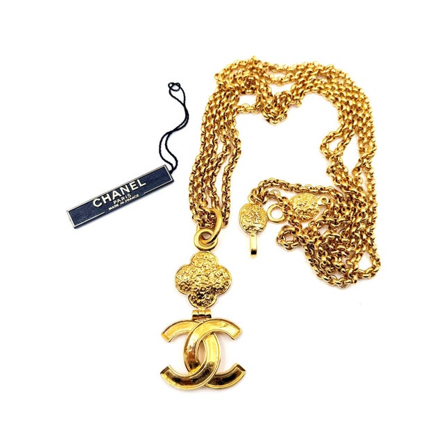 Chanel 1990s Chanel Vintage Gold Plated CC Textured Pendant Double Chain Long Necklace For Sale - Image 4 of 5