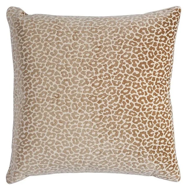 Mid-Century Modern Schumacher X Timothy Corrigan Madeleine 18" Pillow in Natural For Sale - Image 3 of 3