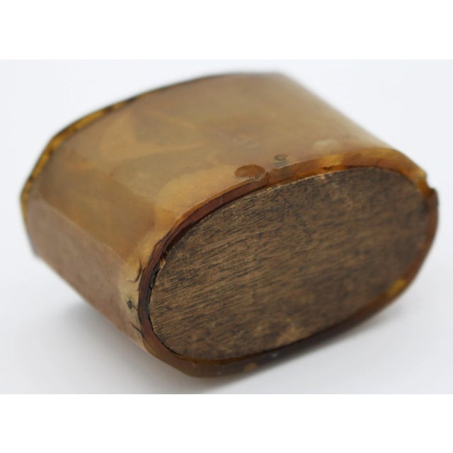 Brown 1800s Snuff Box of Ram's Horn and Wood For Sale - Image 8 of 10