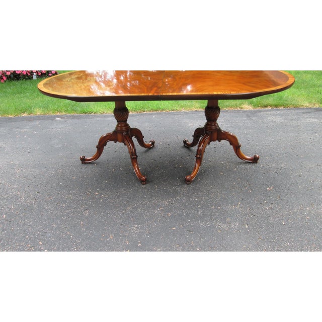 Traditional 1940s Highly Figured Mahogany Dining Table Made by Joseph Gerte of Boston For Sale - Image 3 of 11
