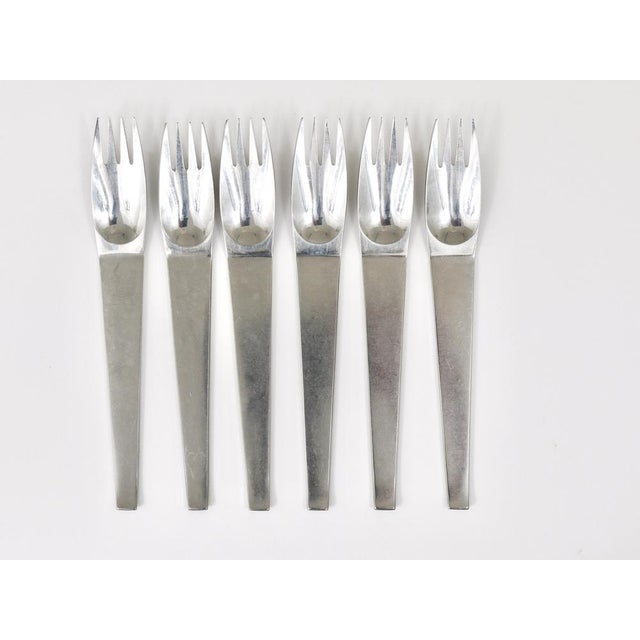 Model 2060 Cutlery Set for 6 attributed to Carl Auböck for Amboss Austria, 1950s, Set of 42 For Sale - Image 13 of 18