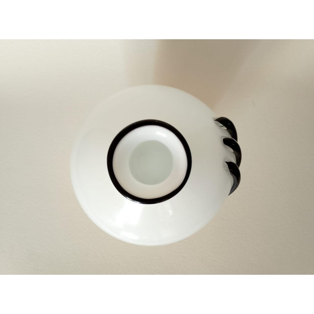 Modern Minimalist Vase in Murano Glass, 1970s For Sale - Image 4 of 11