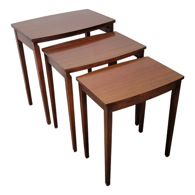 Mid-Century Mersman Mahogany Nesting Tables – Set of 3 For Sale