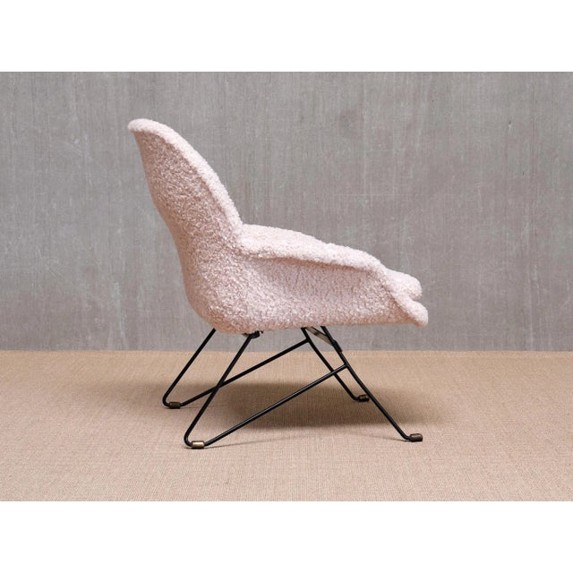 Black Armchair in Nude White Bouclé by Augusto Bozzi for Saporiti Italia, Italy, 1950s For Sale - Image 8 of 17