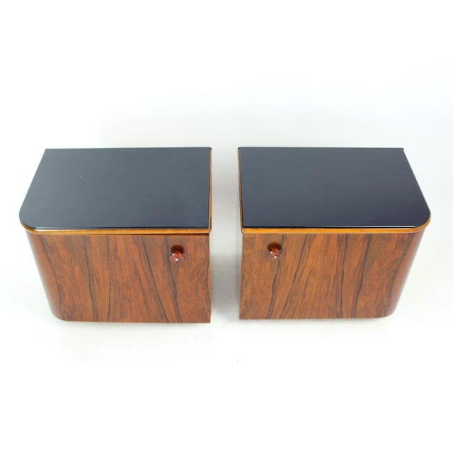 Art Deco Bedside Tables in Walnut and Black Glass, Czechoslovakia, 1940s, Set of 2 For Sale - Image 9 of 11