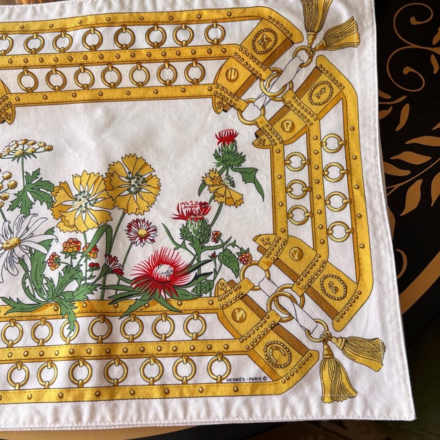 Rare vintage Hermes Paris placemats from 1979 // set of 6 cotton placemats // equestrian motif // horses // collectible luxury homegoods For Sale In Kansas City - Image 6 of 14