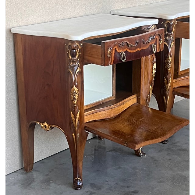 French Louis XV Marquetry Marble-Top Nightstand or Side Tables For Sale - Image 10 of 11