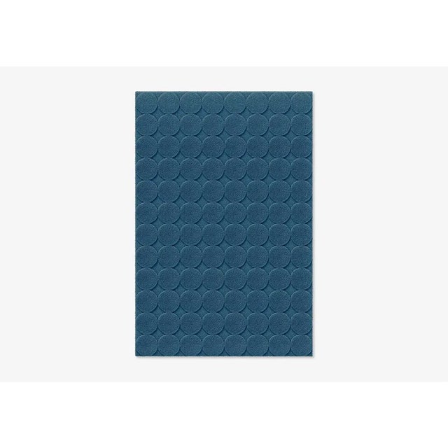 Contemporary Dark Blue Circle Textured Rug from Marqqa For Sale - Image 3 of 3
