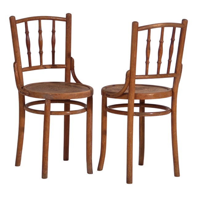 Set of Chairs with Engraved Seats from Thonet, 1920s For Sale
