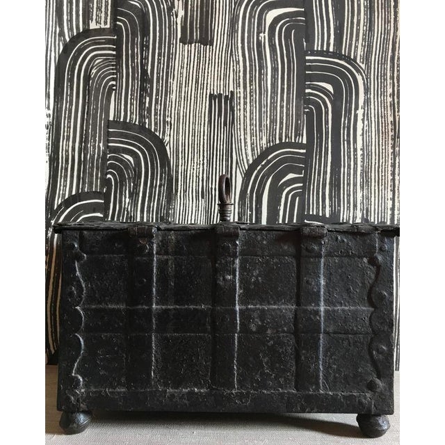 Early 17th Century Medieval Handcrafted Black Iron Coffer or Box, 1610 For Sale - Image 12 of 17