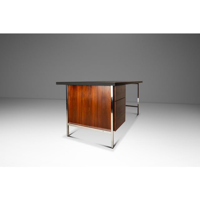 Chrome Mid-Century Modern Executive Desk in Walnut & Chrome W/ Leather Top by Florence Knoll for Knoll Associates, Usa, C. 1960s For Sale - Image 8 of 18