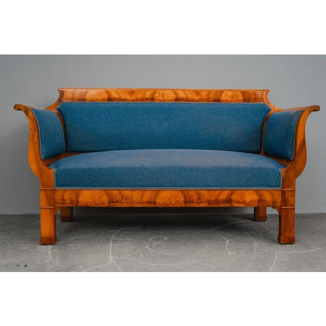 Antique Biedermeier Sofa in Walnut, 1800s For Sale - Image 9 of 17