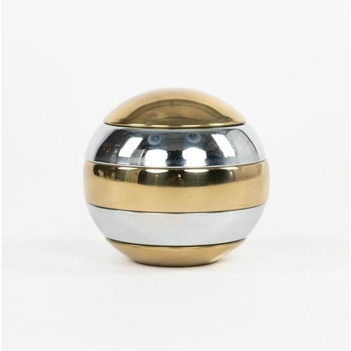 Mid-Century Modern Mid-Century Modern Stacked Brass and Chrome Globe Ashtray, 1970s For Sale - Image 3 of 18