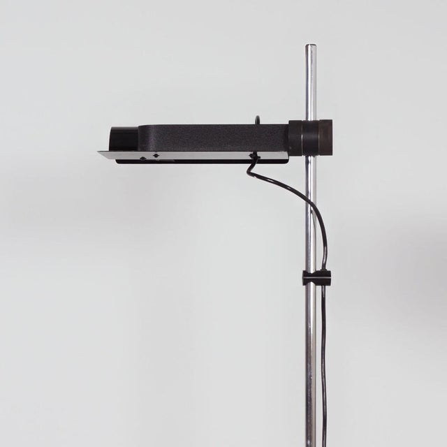 Italian adjustable floor lamp by Montecroci and De Carli from the 1970s – black metal and chrome, perfect for industrial...