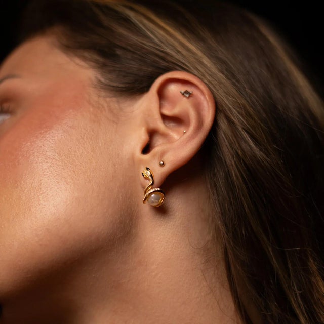 Onyx Eye Serpent Pearl Stud Earrings, A Pair For Sale - Image 4 of 8