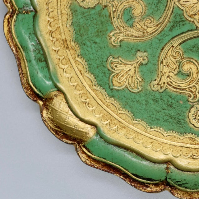 Wood Late 20th Century Round Italian Florentine Gilt Tray For Sale - Image 7 of 8
