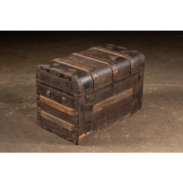 19th Century Immigrant Steamer Trunk With Decorated Interior Partitions For Sale - Image 4 of 11