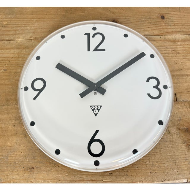 Vintage Office Wall Clock from Pragotron, 1980s For Sale - Image 9 of 17