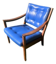 Example of Gunlocke Seating