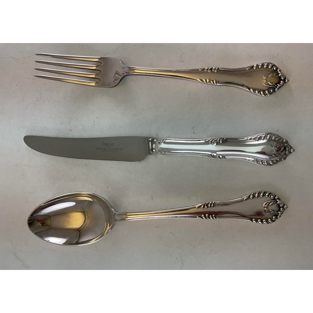 1980s Chesterfield Silver Plated Dinner Knife For Sale In New York - Image 6 of 13
