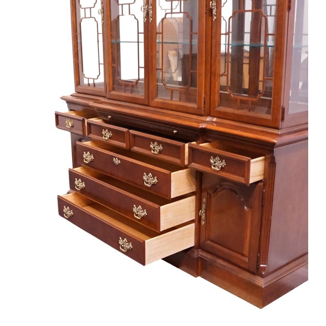 Stanley Furniture American Heritage Collection Mahogany Traditional Style 72" Buffet W. Lighted Display China Cabinet 172-11-04 / 172-11-24 For Sale - Image 10 of 18