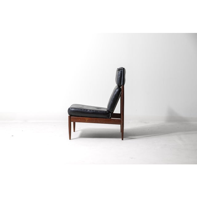 Slender Lounge Chair in Teak, Belgium, 1960s, in Good conditions. Designed 1960 to 1969