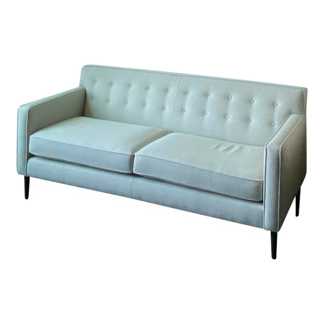 Room & Board 69” Holmes Loveseat in Sumner Linen For Sale