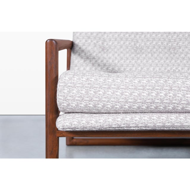 Mid-Century Modern Mid-Century Modern Walnut Sofa Attributed to Milo Baughman For Sale - Image 3 of 12