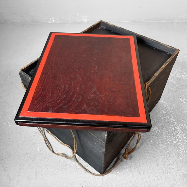 Japanese Palace Figurines, 1960s, Set of 3 For Sale - Image 6 of 18