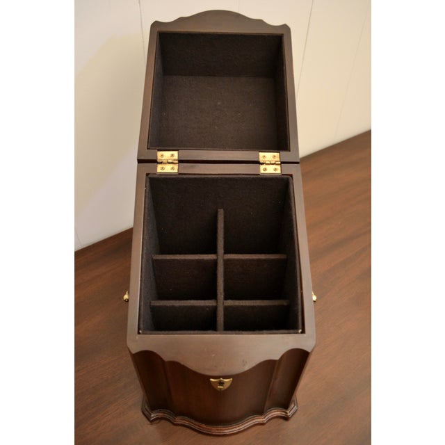 Early 20th Century Federal Style Mahogany Cutlery Box For Sale - Image 4 of 4