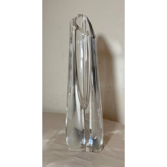 Mid-Century Modern Tall Mint Condition Signed Baccarat Colorless Crystal Glass Triangular Vase For Sale - Image 3 of 15