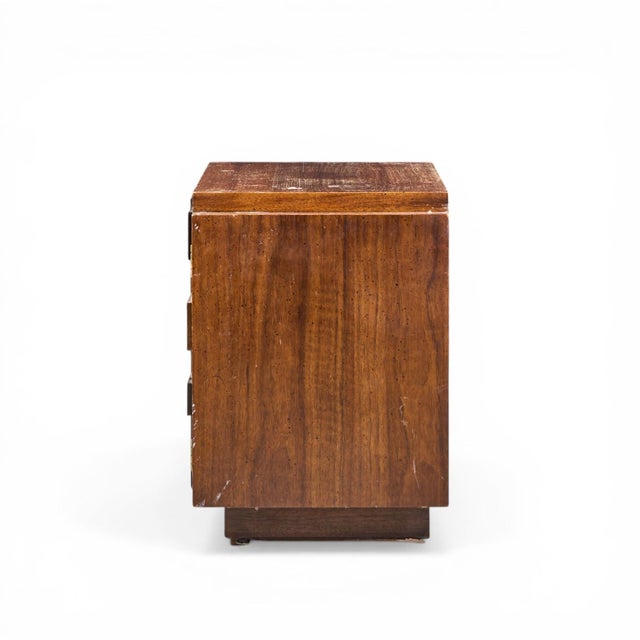 Mid 20th Century Lane Staccato Mid Century Brutalist Walnut Nightstands - Pair For Sale - Image 5 of 11