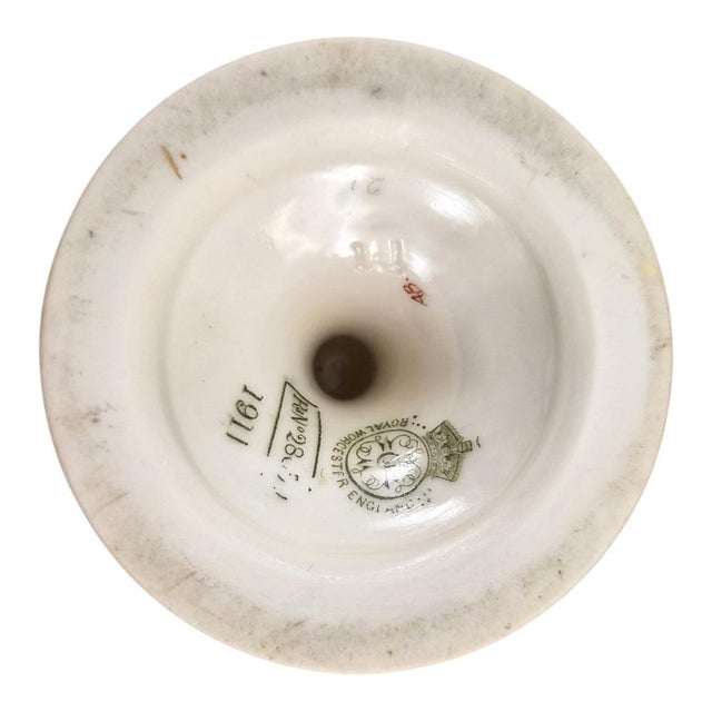 Blush Ivory Porcelain Vases with Floral Decoration from Royal Worcester, 1890s, Set of 2 For Sale - Image 9 of 13