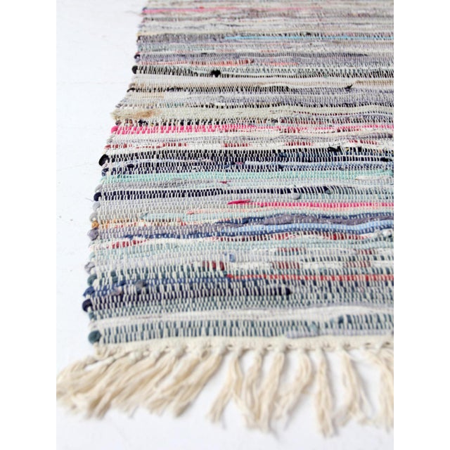 Vintage Farmhouse Rug For Sale - Image 6 of 8