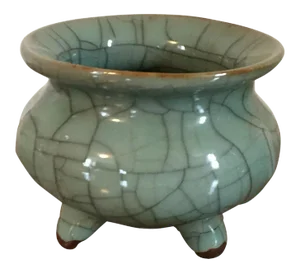 19th Century Chinese Porcelain Bowl in Crackle Celadon Glaze