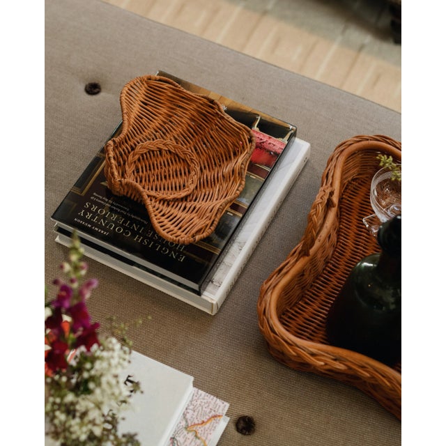 English Sharland England Rattan Concha Dish, Large For Sale - Image 3 of 4