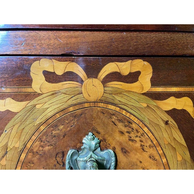 Louis XVI Commode in Marquetry For Sale - Image 6 of 13