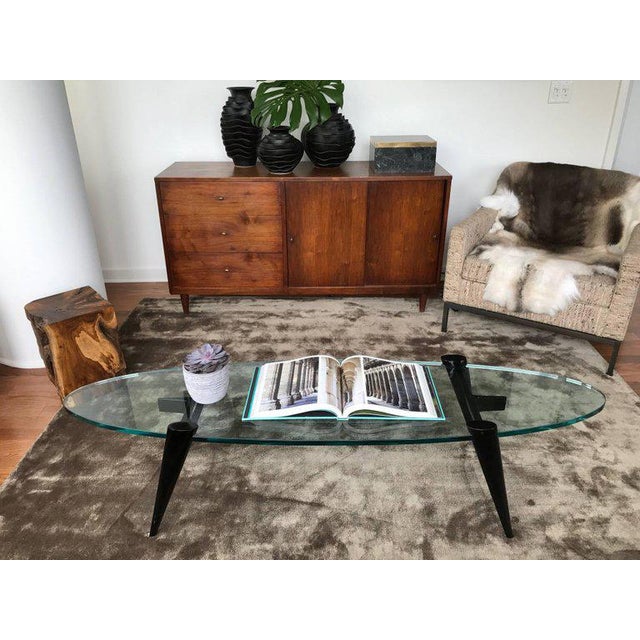 Mid-Century Modern Mid-Century Modern Elliptic Coffee Table With Tapered Legs, 1960's For Sale - Image 3 of 9