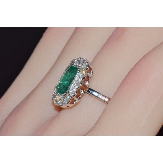 Gia Certified Natural 3.10Cts vs F Diamond Emerald 18k Solid Gold Milgrain Bezel Halo Ring, Size 6.5 For Sale In Dallas - Image 6 of 14
