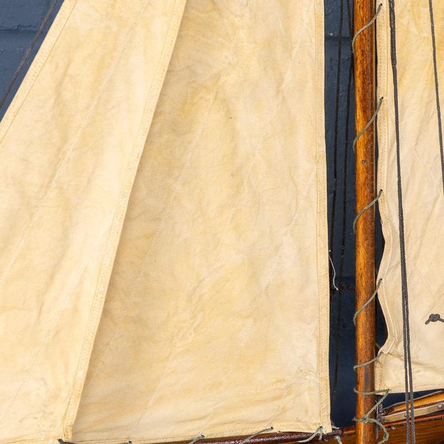 Vintage English Carved Hull Pond Yacht, 1930 For Sale - Image 10 of 18