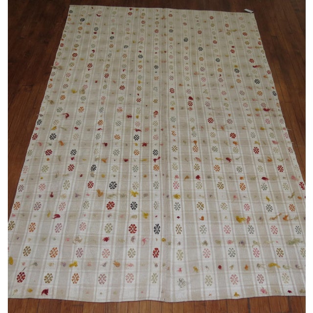 A vintage one of a kind Jajim. With the Jajim weaving technique, different colored threads are applied between the weft...
