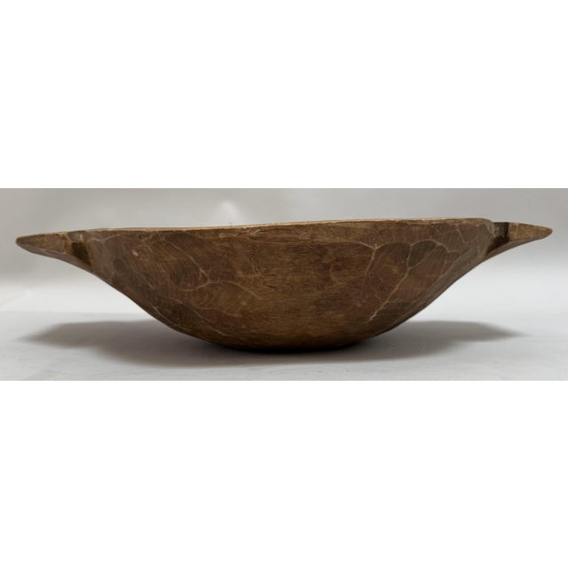 Farmhouse 19th Century Hand-Carved Italian Chestnut Bowl For Sale - Image 3 of 8