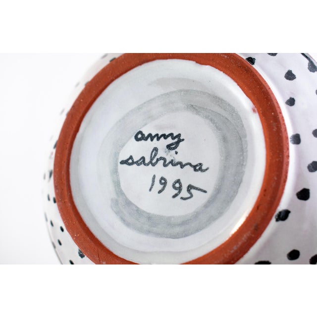 Ceramic Listed Artist Amy Sabrina, Signed, Dated 1995, Hand-Drawn Whimsical Fish; Shallow Bowl For Sale - Image 7 of 11