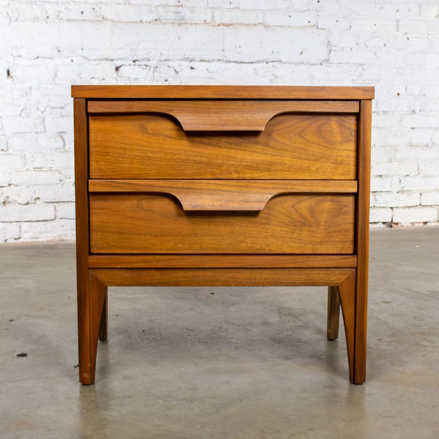 Handsome vintage MCM or Mid-Century Modern nightstand, small cabinet, side, or end table attributed to Johnson Carper...