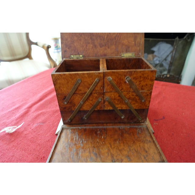 Art Deco Couture Jewelry Box with Magnifying Glass, 1930s For Sale - Image 3 of 6