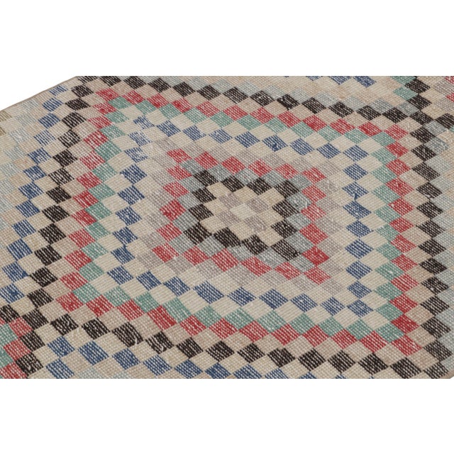 1960s Vintage Zeki Müren Runner Rug, With Geometric Patterns, From Rug & Kilim For Sale - Image 5 of 7