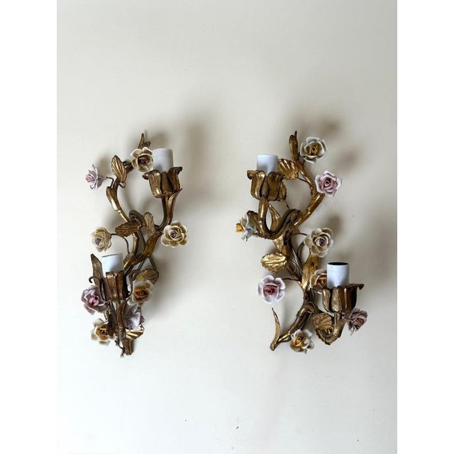 Metal Vintage Italian Mirrored Gilt Metal and Porcelain Rose Sconces, 1940s, Set of 2 For Sale - Image 7 of 18