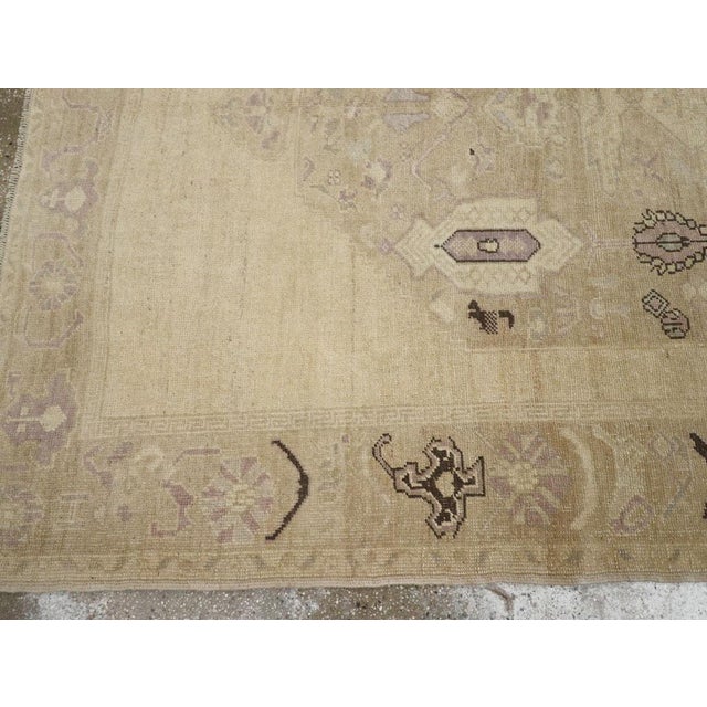 Textile Galerie Shabab Collection Mid-20th Century Turkish Anatolian Accent Rug For Sale - Image 7 of 10