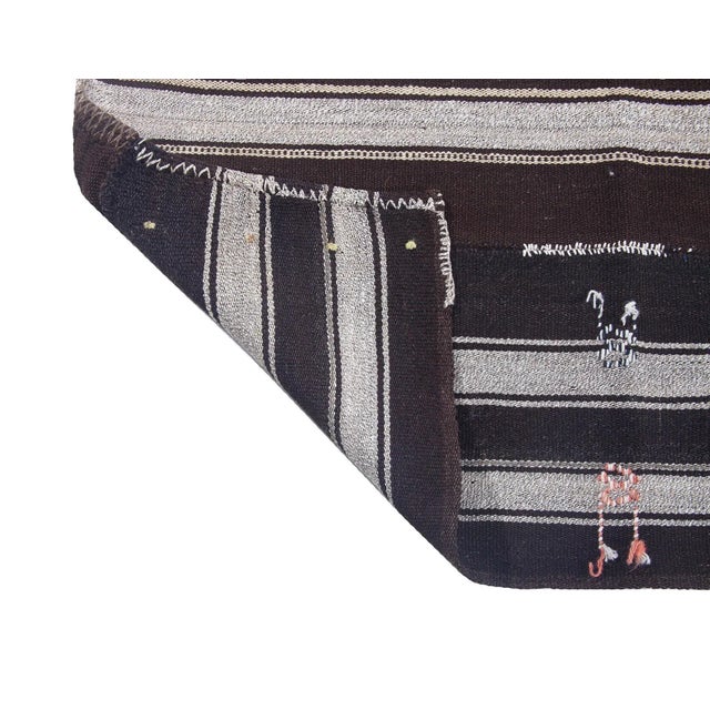 Mid 20th Century Modern Vintage Turkish Kilim Rug For Sale - Image 5 of 6